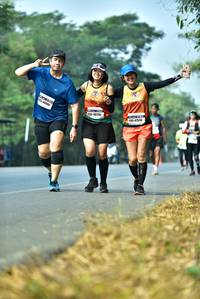 BIB: 40095, 47530
                            <button type="button" onclick="openModal(10126366)" class="btn btn-primary btn-sm float-right btn-popup" data-toggle="modal" data-target=".modal-high-quality">
                        <i class="fas fa-shopping-cart"></i> Add to Cart
                    </button>
                                            <button type="button" onclick="isThisMe(10126366, true)" class="btn btn-success btn-sm float-right btn-popup btn-isme hidden" data-toggle="tooltip" data-placement="bottom" title="นี่คือรูปของคุณใช่ไหม คลิกที่นี่เพื่อเอาเข้าอัลบั้ม">
                        <i class="fas fa-plus"></i> Add to album
                    </button>
                    <button type="button" onclick="isThisMe(10126366, false)" class="btn btn-warning btn-sm float-right btn-popup btn-isnotme hidden">
                        <i class="fas fa-ban"></i> Remove from album
                    </button>